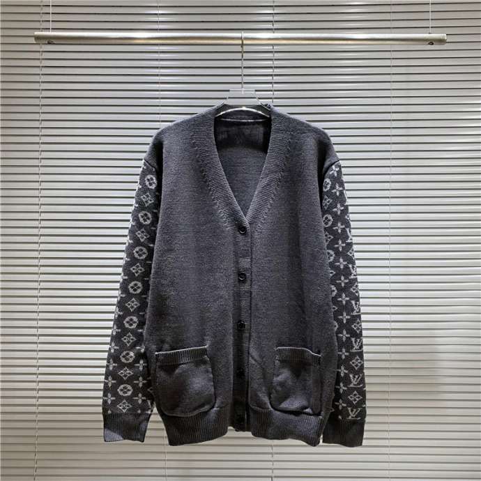Picture of LV Sweaters _SKULVS-XXL97924202